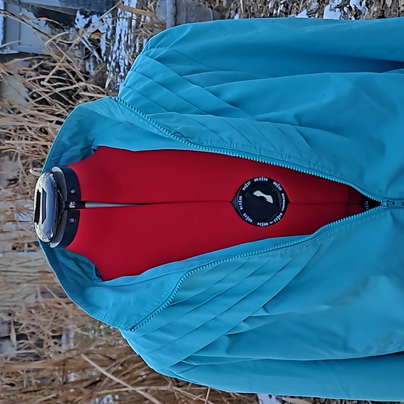 Vintage 80s Casual Club Light Weight Lt. Blue Windbreaker - Picture 3 of 6